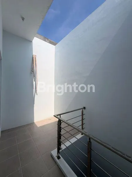 image RUMAH MEWAH SIAP HUNI DI BUKIT PALMA, 5 KT 5 KM (4)