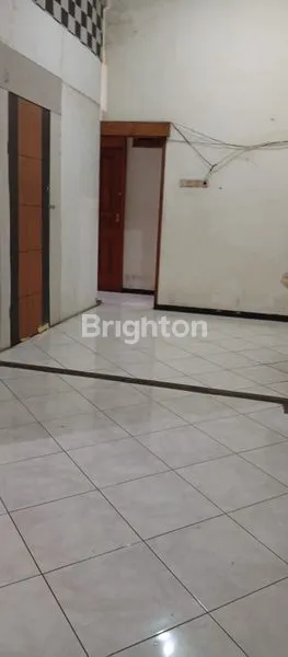 image RUMAH STRATEGIS DAN LUAS 600AN M² KLOJEN (5)