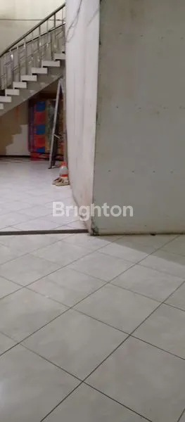 image RUMAH STRATEGIS DAN LUAS 600AN M² KLOJEN (7)