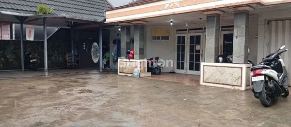 image RUMAH STRATEGIS DAN LUAS 600AN M² KLOJEN (2)