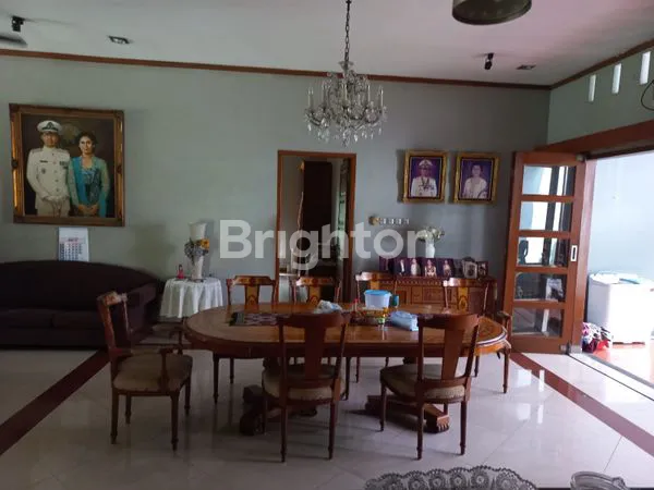 image RUMAH MEWAH 1817 M2.  CIPAYUNG JAKARTA TIMUR (1)
