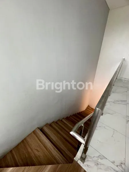 image RUMAH 2 LANTAI SEMI FURNISH DI PAKUWON CITY, SIAP HUNI (5)