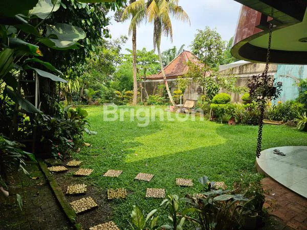 image RUMAH MEWAH DI PERUMAHAN ELITE KOTA DEPOK, SHM, LT 534M² (3)