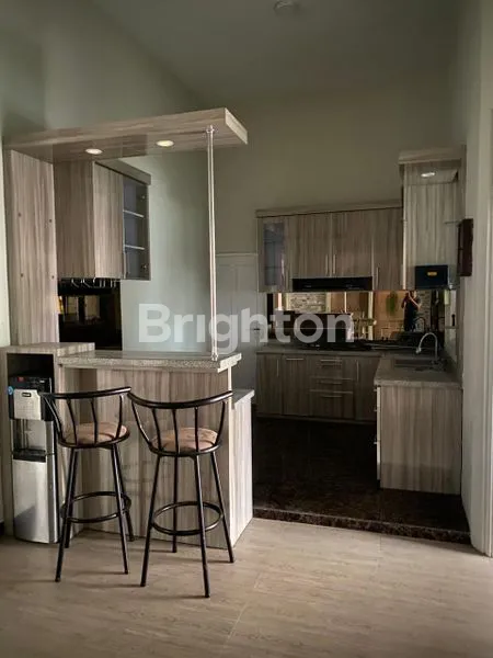 image TURUN HARGA RUMAH STRATEGIS 2 LANTAI SHM (3)