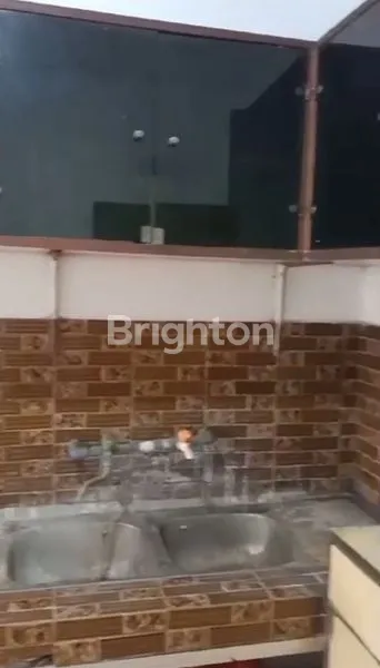 image RUMAH MINIMALIS LT 239M² SHM DI JL. DR. WAHIDIN SIDOARJO (6)