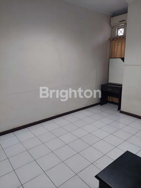 image RUMAH VILLA 1 TINGKAT (6)