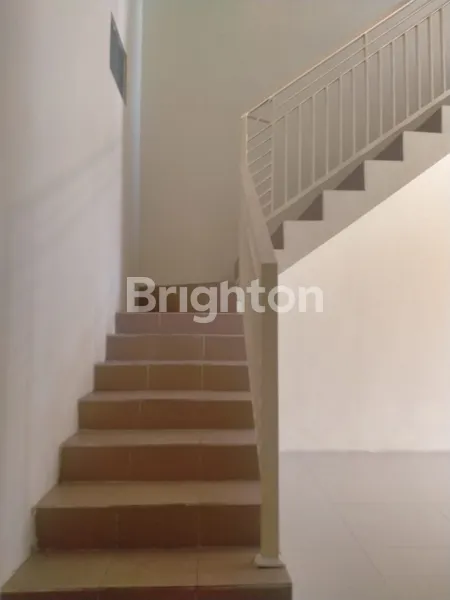 image DIJUAL RUMAH BARU LEBAK ARUM SURABAYA - HARGA 1,5M SAJA! (5)