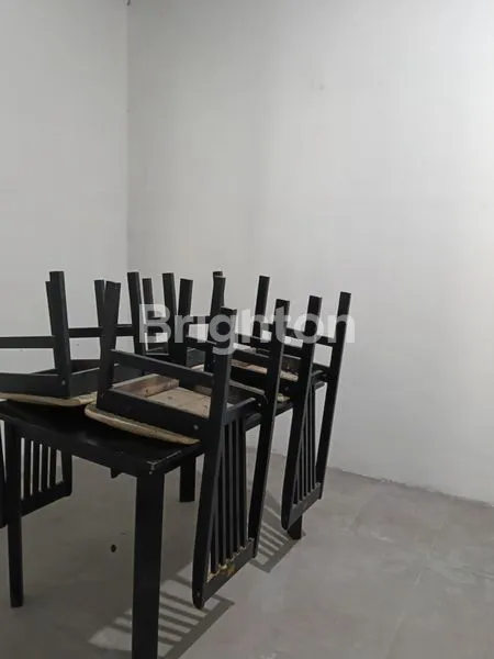 image RUMAH VILLA 1 TINGKAT (7)