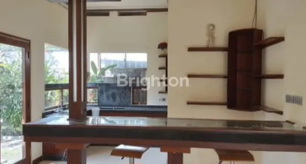 image HUNIAN EKSKLUSIF SANUR, 2 KT & KEBUN LUAS (6)