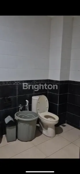 image DIJUAL RUMAH BABATAN PRATAMA - 3 LANTAI - FURNISHED - 1.3M-AN (4)