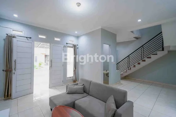 image DISEWAKAN RUMAH 2 LANTAI THE COZY GREEN CIBUBUR MANSION HARJAMUKTI DEPOK RP60 JUTA/TAHUN (2)