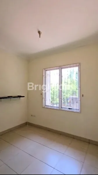 image DIJUAL / DISEWAKAN RUMAH DI LEGENDA WISATA CIBUBUR ZONA EAST REMBRANT – LT ±150 M², 3 KT (6)