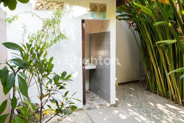 image VILLA SIAP HUNI DI SEMINYAK, 8 KAMAR & KOLAM RENANG (8)