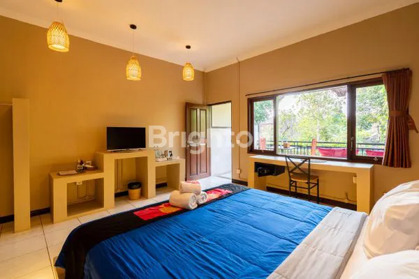 image VILLA SIAP HUNI DI SEMINYAK, 8 KAMAR & KOLAM RENANG (3)