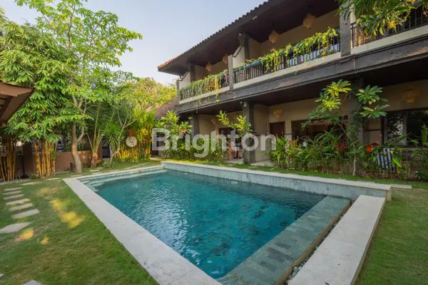 image VILLA SIAP HUNI DI SEMINYAK, 8 KAMAR & KOLAM RENANG (7)
