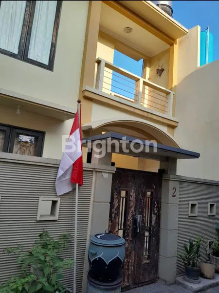 image RUMAH 2 LANTAI DI TAMBAK GRINGSING TENGAH SURABAYA \N (1)