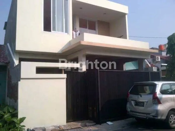 image RUMAH TINGGAL ASRI DI KOMPLEK DUTA BINTARO, TANGERANG (1)