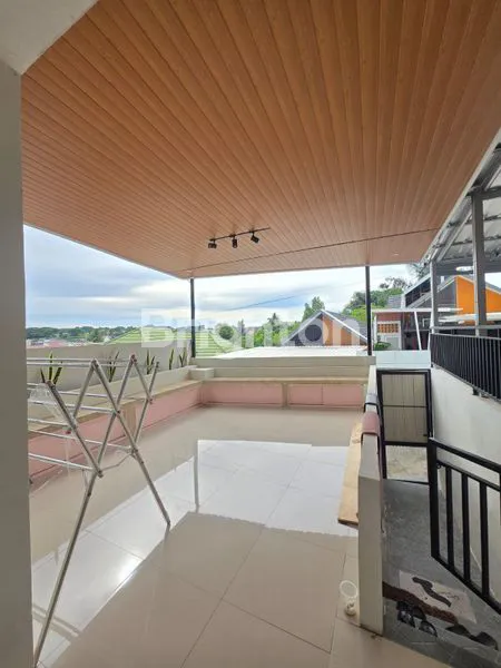 image RUMAH MEWAH KONSEP MINIMALIS , DEKAT RUMAH SAKIT HERMINA (6)