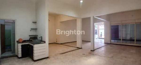 image JUAL/SEWA RUMAH DUKUH KUPANG BARAT NOL JALAN SURABAYA MURAH (3)