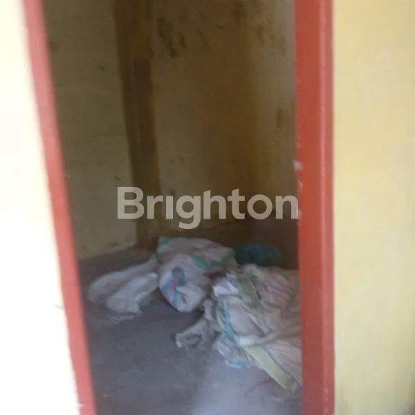 image RUMAH DAN LAHAN LUAS DI UJUNG JALAN  (4)