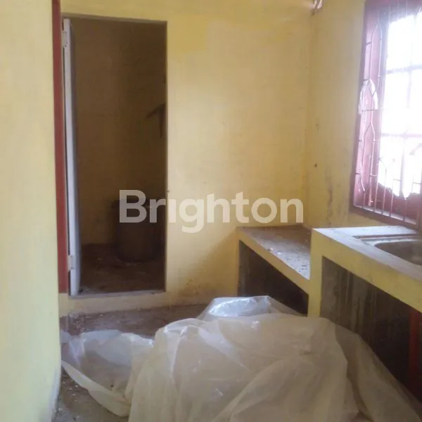 image RUMAH DAN LAHAN LUAS DI UJUNG JALAN  (6)