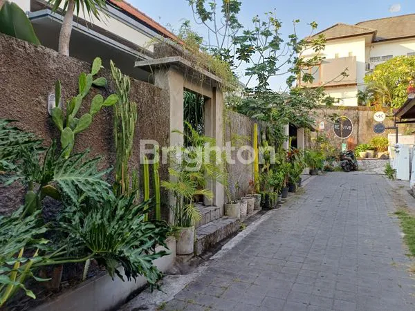 image FOR RENT RUMAH SEMI VILLA SIAP HUNI DI CANGGU (1)