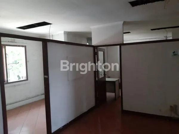 image DIJUAL GUDANG DAN KANTOR DI KEBUN JERUK (7)