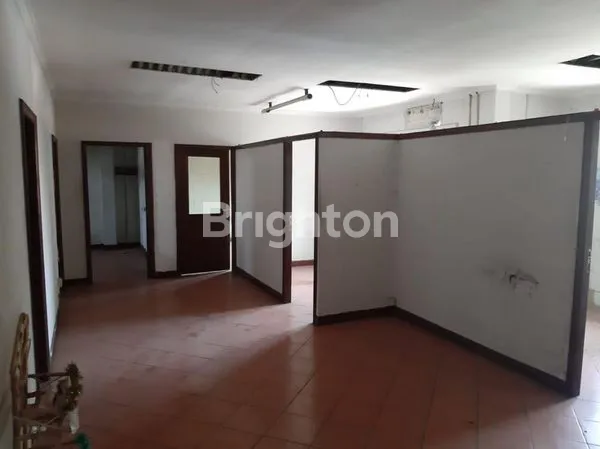 image DIJUAL GUDANG DAN KANTOR DI KEBUN JERUK (6)