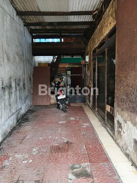 image RUMAH LUAS 410M² DI KRAMAT JATI, DEKAT TOL & BANDARA (2)