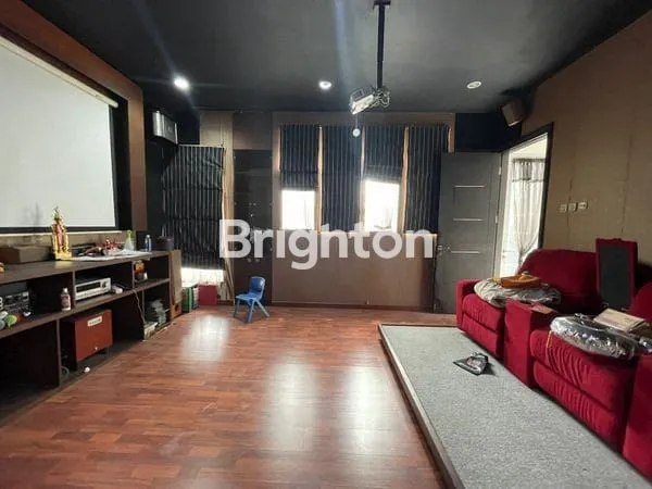 image RUMAH MEWAH SIAP HUNI DI TAMAN TELAGA GOLF BSD (7)