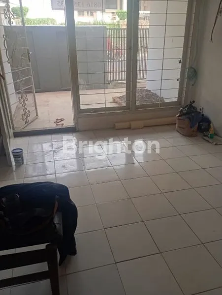 image RUMAH TUA HITUNG TANAH SLIPI KEMANGGISAN  (5)