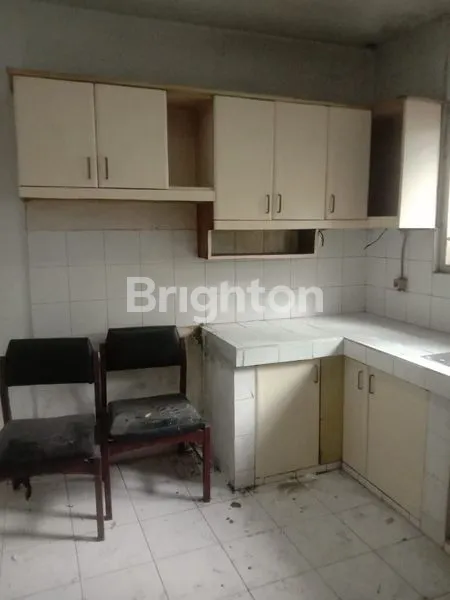 image RUMAH TUA HITUNG TANAH SLIPI KEMANGGISAN  (4)