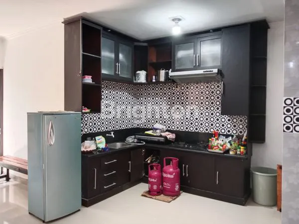 image DI SEWAKAN RUMAH 2 LANTAI DI KOTA DENPASAR. (2)