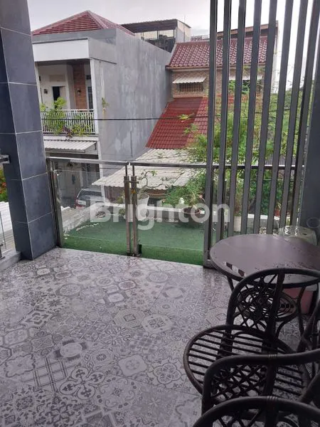 image DI JUAL RUMAH MODERN DAN MEWAH DI TAMAN ROYAL 3 TANGERANG. (2)