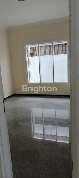 image DIJUAL RUMAH MEWAH BELUM PERNAH DITEMPATI (7)