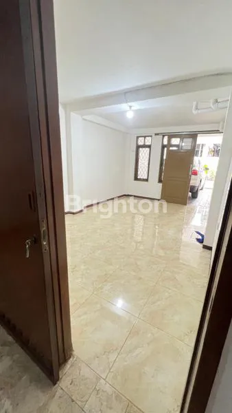 image DIJUAL RUMAH  2 LT LINGKUNGAN NYAMAN DI KOMPLEK  .BEBAS BANJIR . (3)