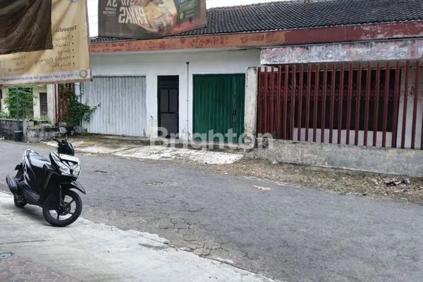 image GUDANG LUAS 888M² DI SIDOARUM, JOGJA (4)