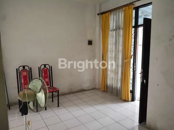 image RUMAH SIAP HUNI DI BINTORO RAYA, BEBAS BANJIR (8)