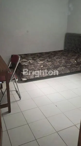 image RUMAH FURNISH DENGAN 5 KAMAR TIDUR DI GRIYA SHANTA (2)