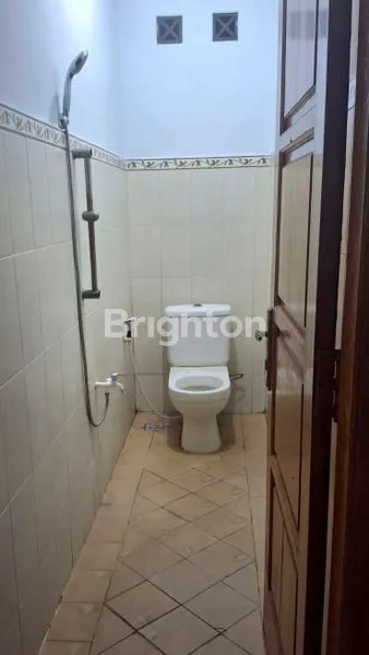 image RUMAH FURNISH DENGAN 5 KAMAR TIDUR DI GRIYA SHANTA (7)