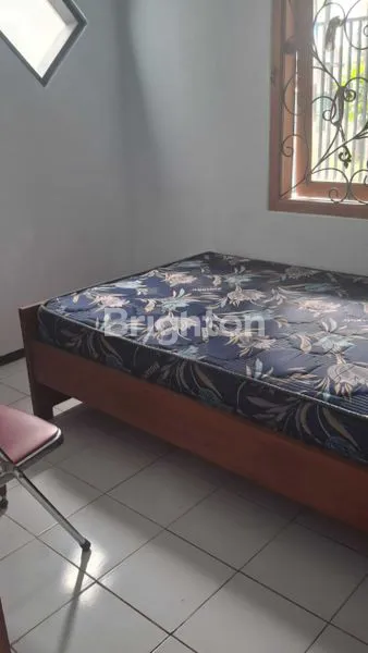 image RUMAH FURNISH DENGAN 5 KAMAR TIDUR DI GRIYA SHANTA (4)