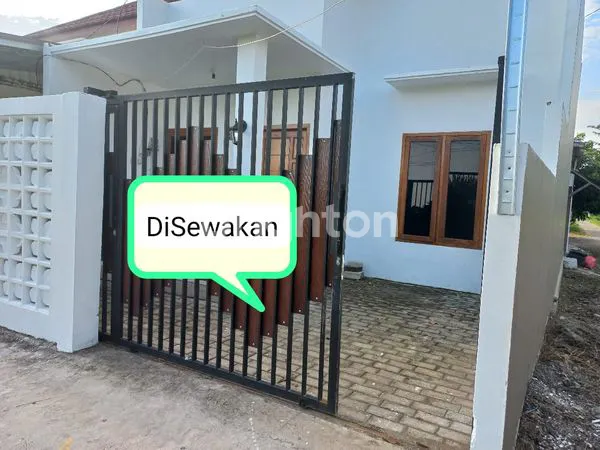 image RUMAH ASRI YANG MUNGIL DAN BERSIH (1)