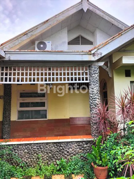 image RUMAH STRATEGIS 4 KT, HADAP BARAT LAUT DI KEMANG PRATAMA (2)