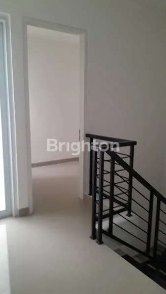image RUMAH BARU 2 LANTAI MURAH BANGET  SISA 2 UNIT (5)