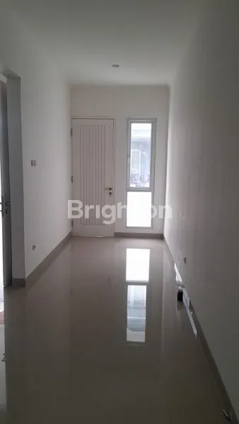image RUMAH BARU 2 LANTAI MURAH BANGET  SISA 2 UNIT (6)