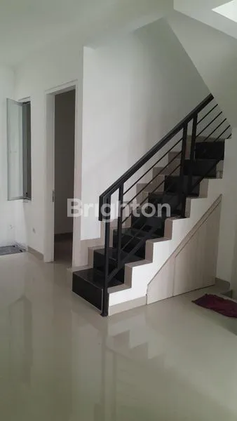 image RUMAH BARU 2 LANTAI MURAH BANGET  SISA 2 UNIT (8)