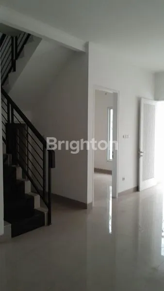 image RUMAH BARU 2 LANTAI JUAL MURAH CUMA 2 UNIT (7)
