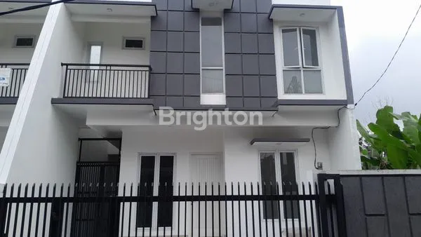 image RUMAH BARU 2 LANTAI JUAL MURAH CUMA 2 UNIT (1)