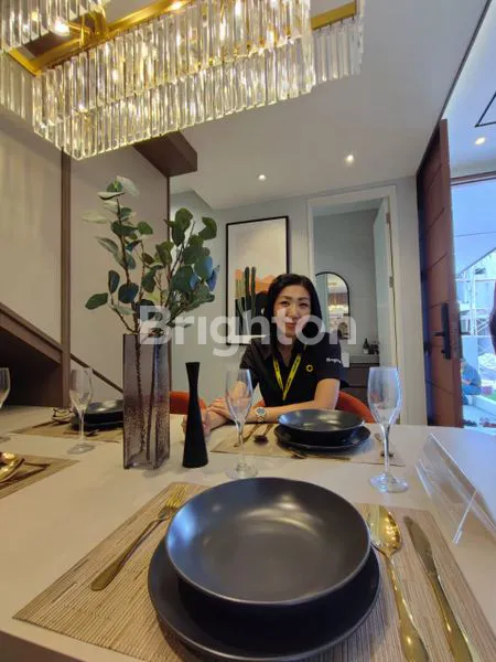 image HUNIAN MODERN 3 LANTAI FULLY FURNISHED. DI CITRAGRAND TEMBALANG (6)