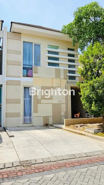 image *RUMAH 2 LANTAI DI LONG BEACH PAKUWON CITY* (1)